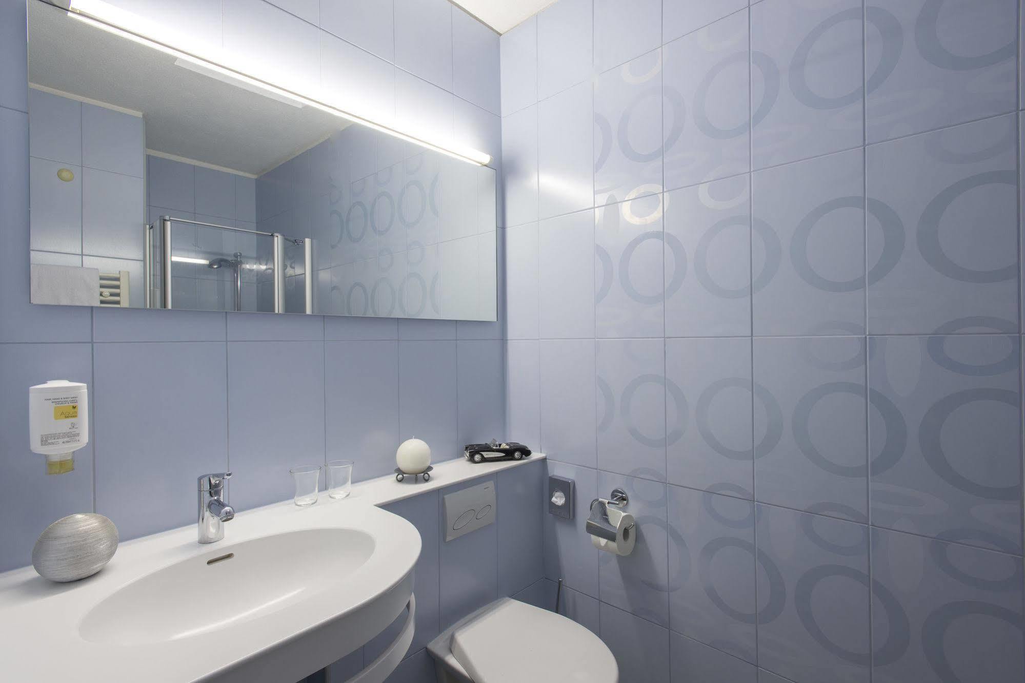 Hotel Vezia Lugano Bagian luar foto