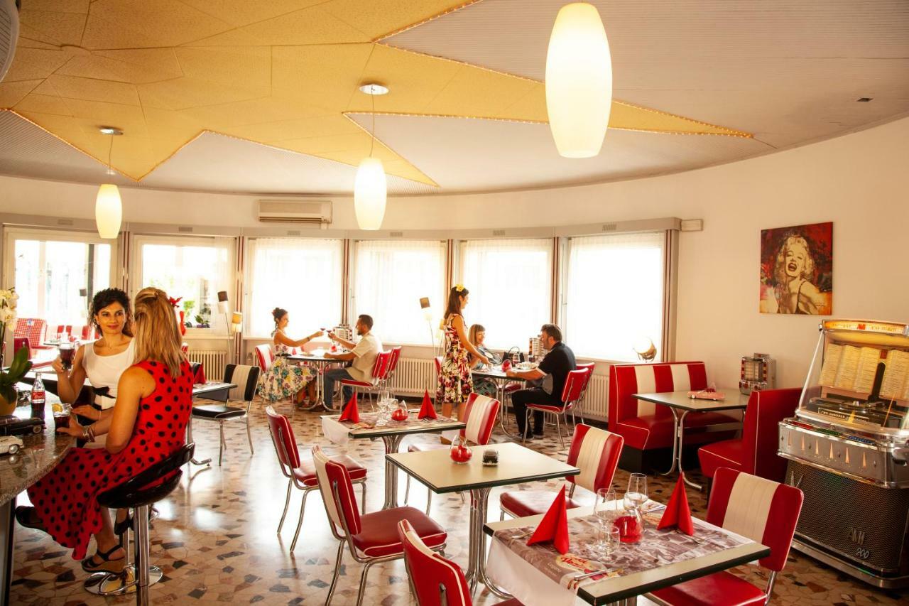 Hotel Vezia Lugano Bagian luar foto